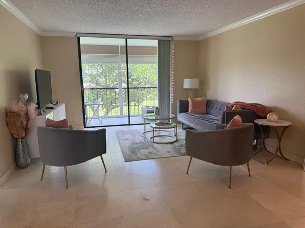 2410 Deer Creek Country Club Blvd, Deerfield Beach, FL 33442