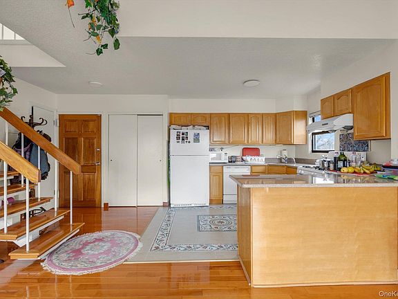 5th image of 3-14 Julius Road #20D