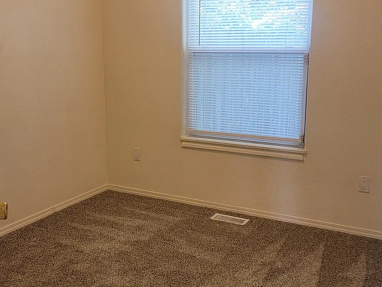 116 S Fern St #B — Photo 30