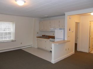 1 Mill Rd APT 6, Hampton, NH 03842