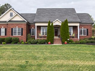 7952 Grimsby Cir, Harrisburg, NC 28075