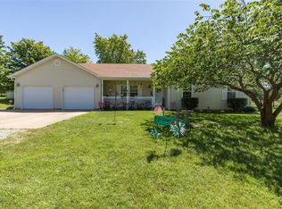 22452 Sand Creek Rd, Farmington, MO 63640