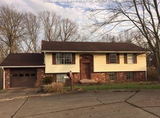 11 Brentwood Cir, Nitro, WV
