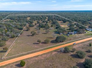 1009 Private Road 1024, Hallettsville, TX 77964
