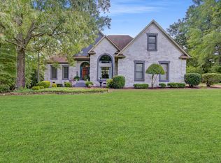 32 Southpointe Dr, Jackson, TN 38305