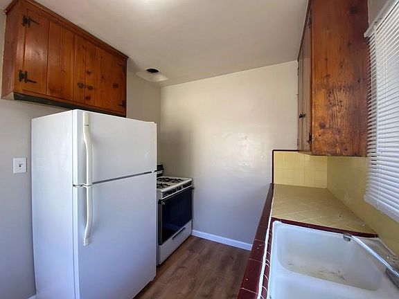 4th image of 4229.5 47th St #4229.5