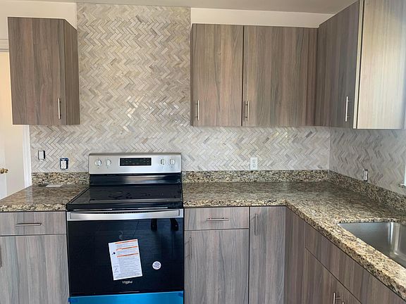 3rd image of 675 SE 5th Street