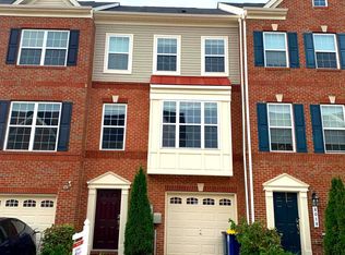 8020 Ravenclaw Rd, Elkridge, MD 21075