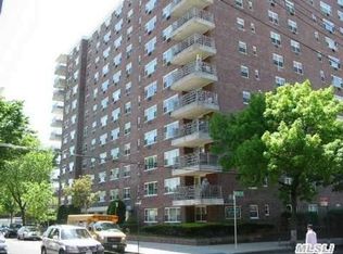 8900 #5K, Jamaica, NY 11432