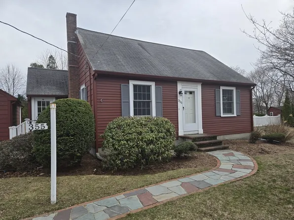 355 South St, Reading, MA 01867