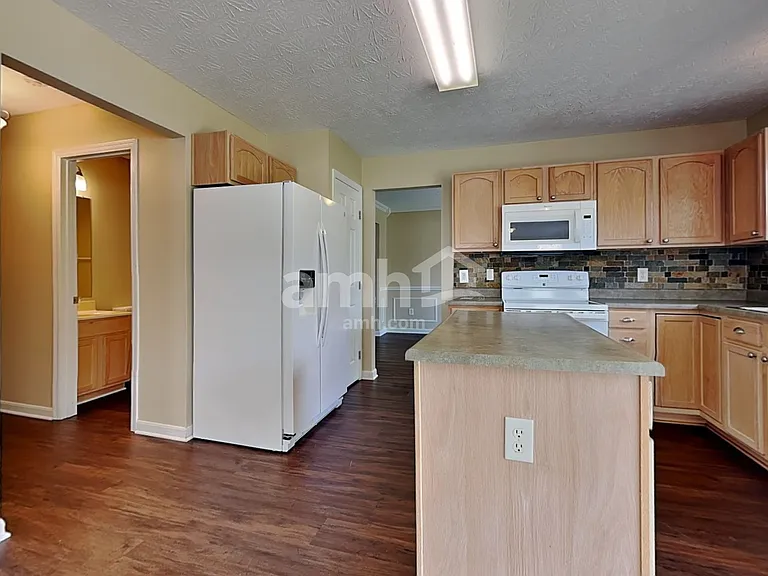 5632 Sunrise View Cir — Photo 4