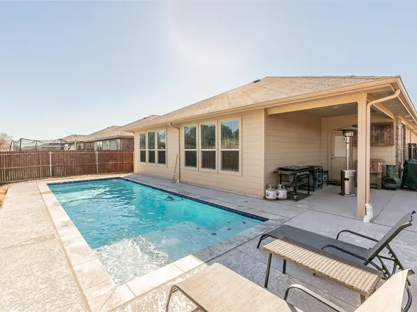 917 Nicole Way, Burleson, TX 76028