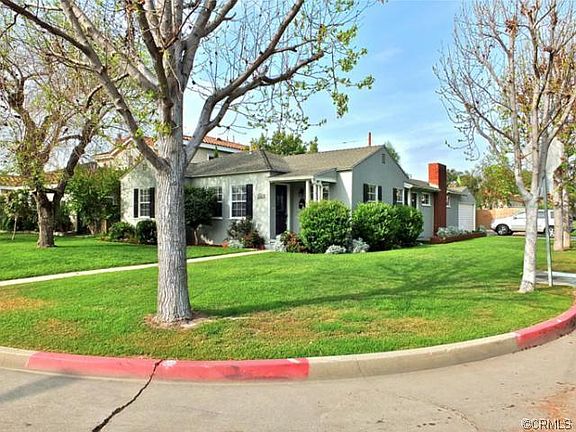 2nd image of 4863 Blackthorne Ave