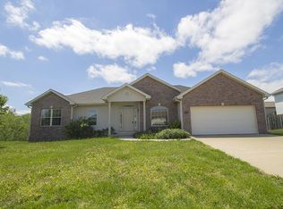 212 Jackal Dr, Columbia, MO 65202
