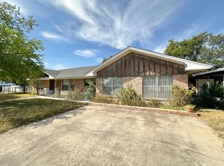 1904 Comanche Dr, Harker Heights, TX 76548