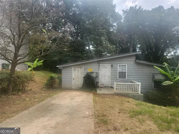 1586 Mary George Ave NW, Atlanta, GA 30318