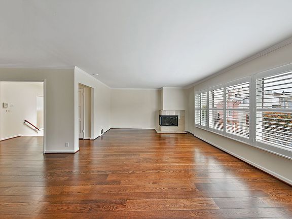 5th image of 1640 Greenwich St