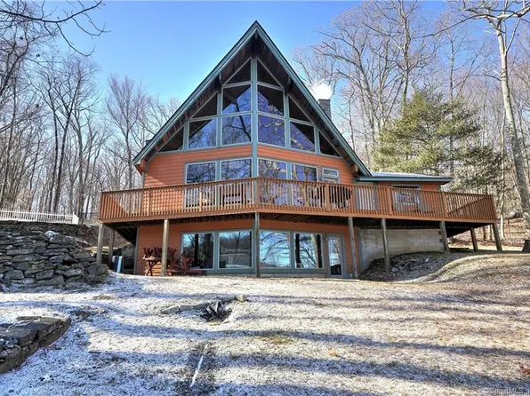 216 Lake Drive, Bethlehem, CT 06751