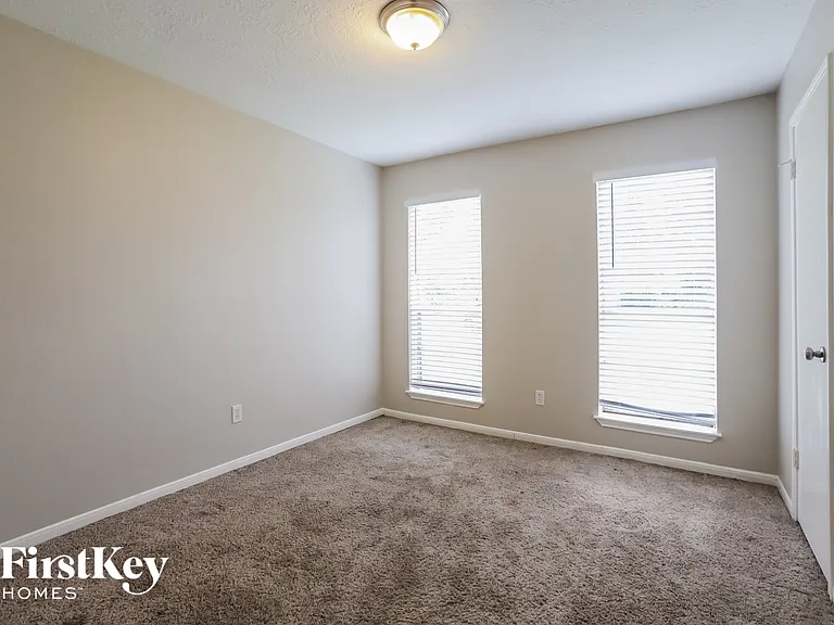 4118 Algernon Dr — Photo 11