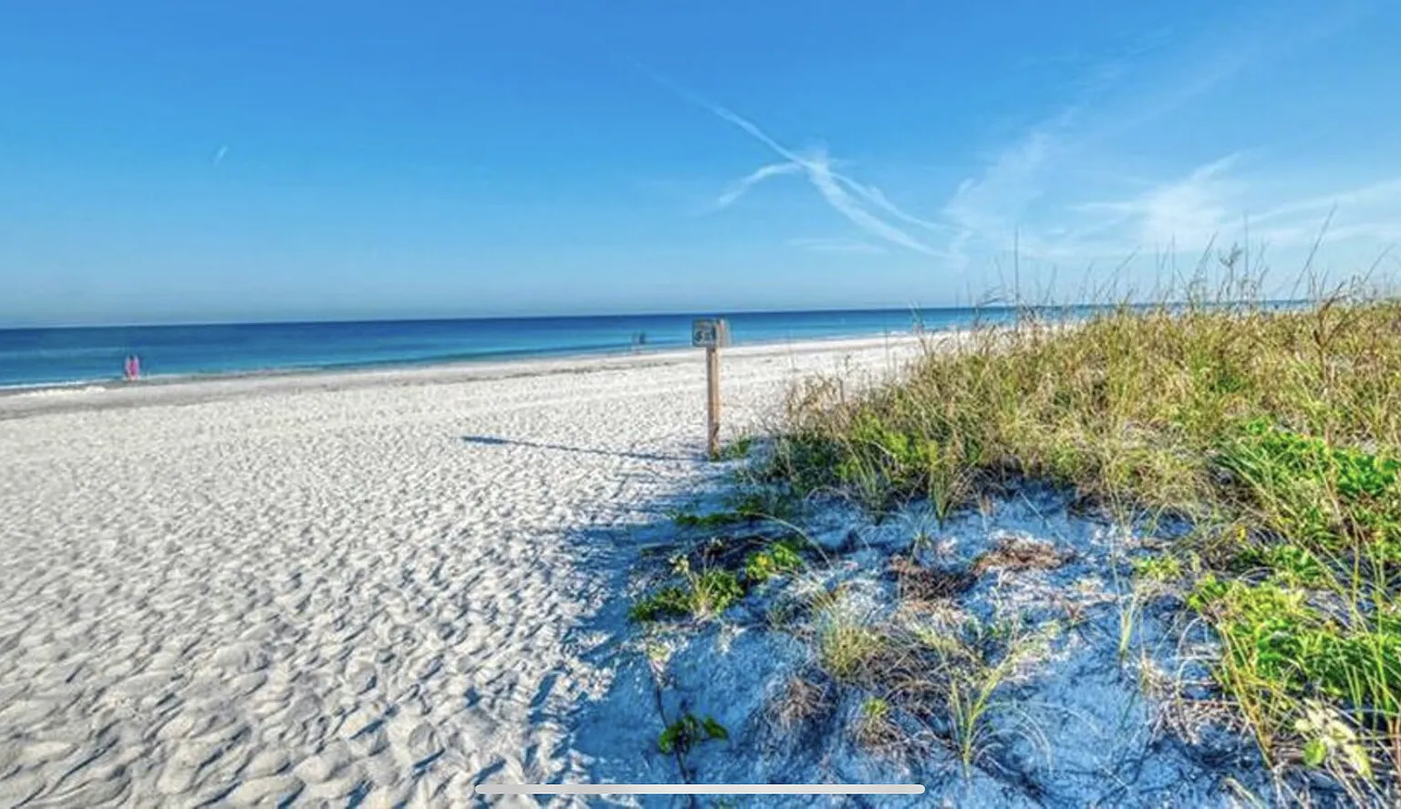 Sand Castle — Photo 1