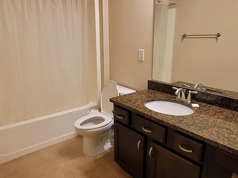 216 Plantation Meadows Ct — Photo 16