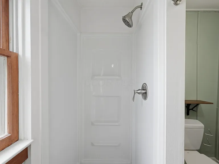 111A Crestview Rd #A — Photo 5