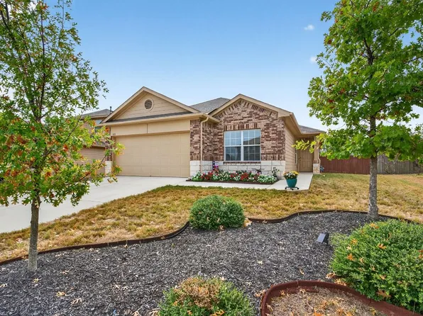 131 Coleto Creek Loop, Kyle, TX 78640