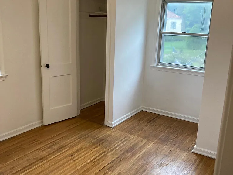 515 Fountain St — Photo 2