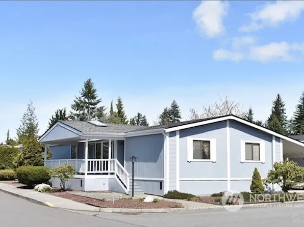 1427 100th Street SW #111, Everett, WA 98204