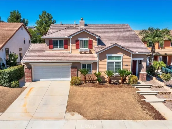 152 Alabaster Loop, Perris, CA 92570