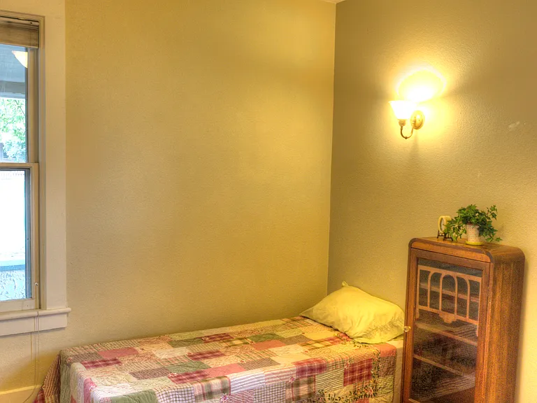 426 E Bijou St — Photo 13