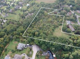 26 Marshboro Ave, Hamilton, ON L9H 5E1