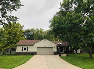 2401 Murray Ct, El Dorado, KS 67042