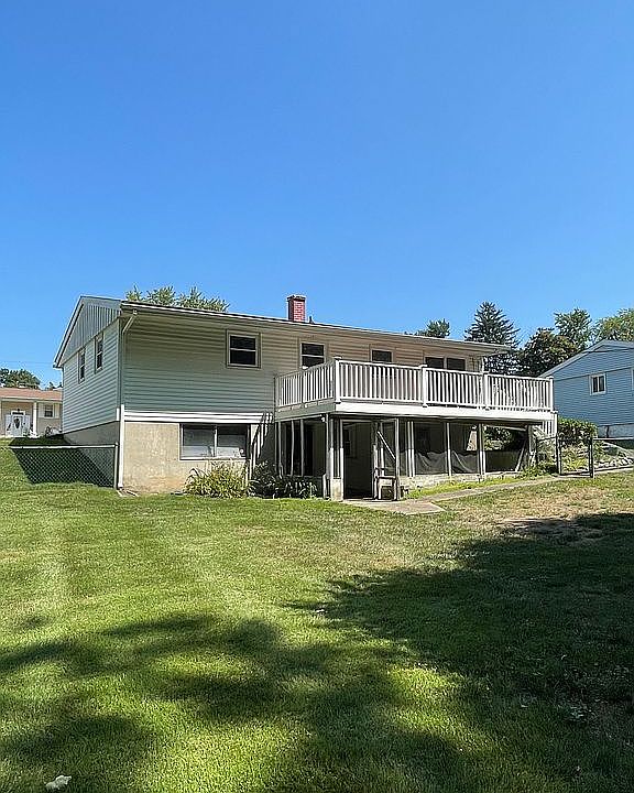 2nd image of 2312 Perry Ave