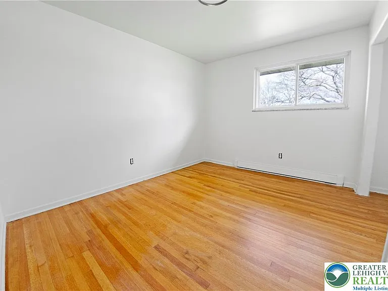 1471 2nd St — Photo 6