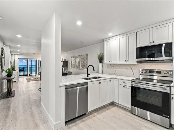 25870 Hickory BLVD #205, BONITA SPRINGS, FL 34134