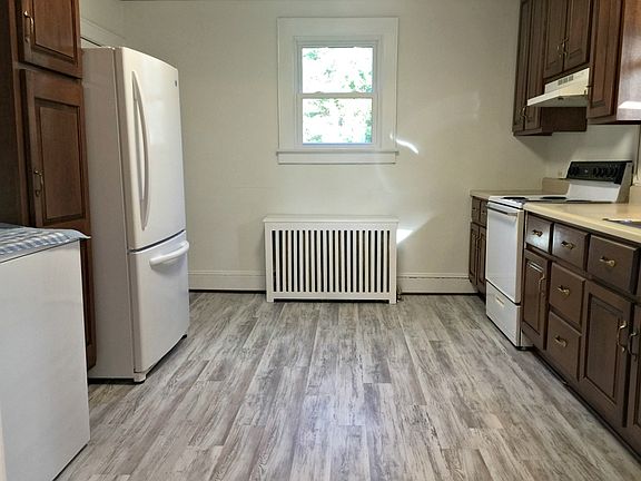 5th image of 1011 Carolina Ave