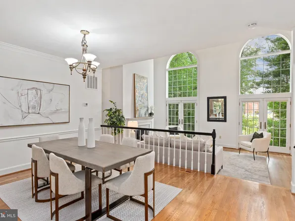 3729 Winfield Ln NW, Washington, DC 20007