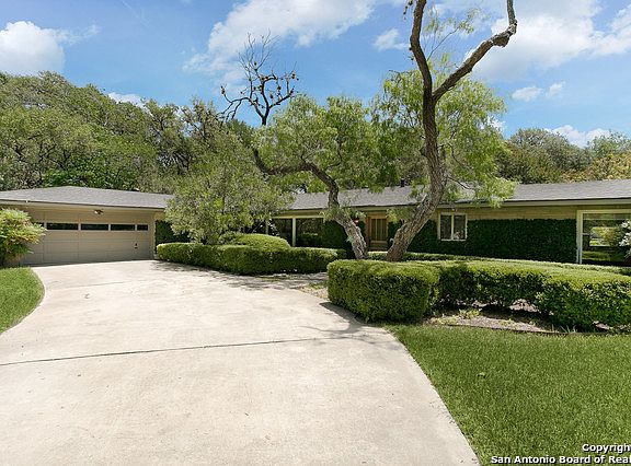 2nd image of 106 Sunflower Ln