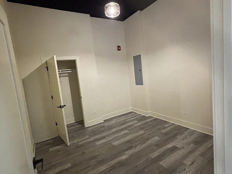 68 E 21st St #1 — Photo 5
