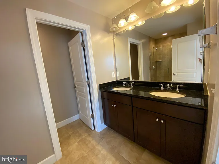 16704 Shackleford Way — Photo 17