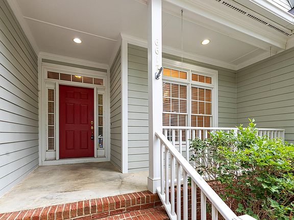 3rd image of 6617 Virgilia Ct