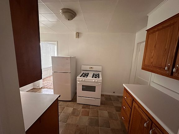 4th image of 216 E St NW