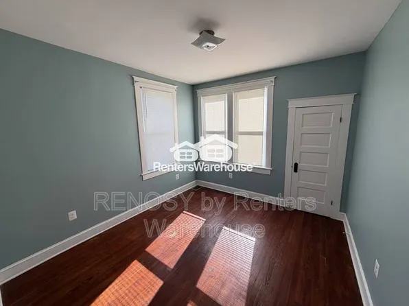 400 Lyndhurst St, Baltimore, MD 21229