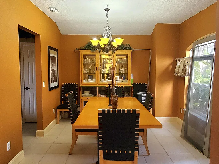 1104 Plover Pl — Photo 10