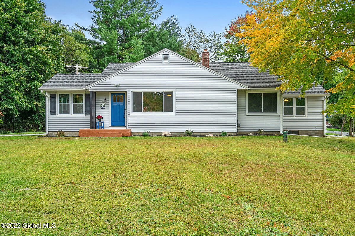 2 Inglewood Road, East Greenbush, NY 12061 Zillow