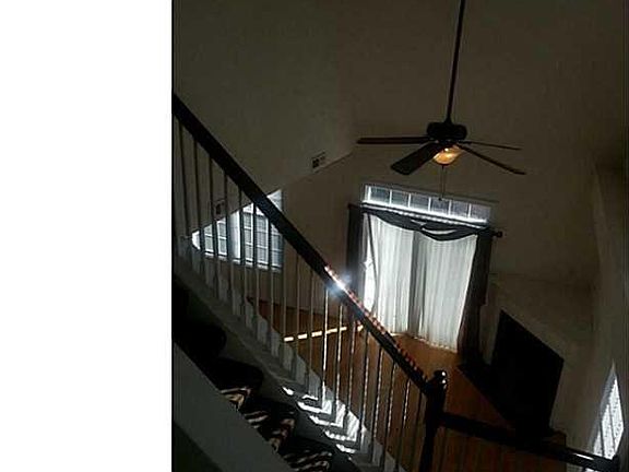 5th image of 901 Arkley Dr