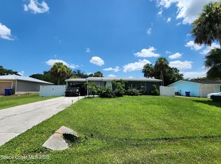 765 Vocelle Ave, Sebastian, FL 32958