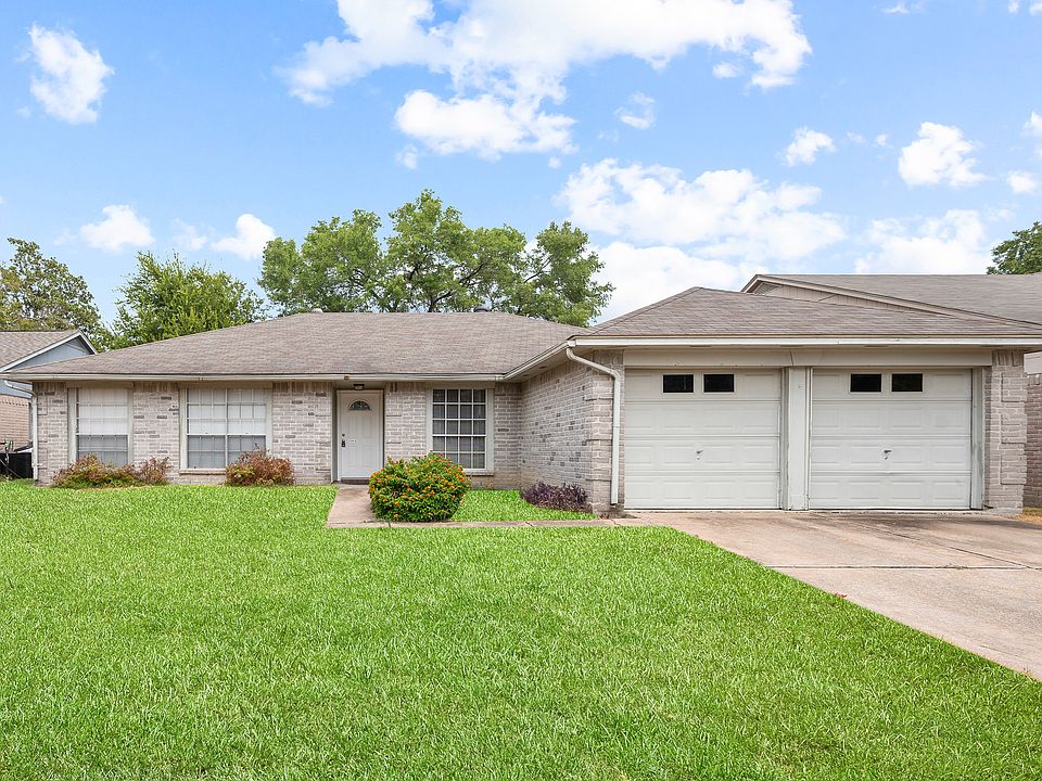 1st image of 13610 Pecan Oak Dr