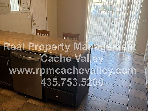 4th image of 21 Somerset Pl